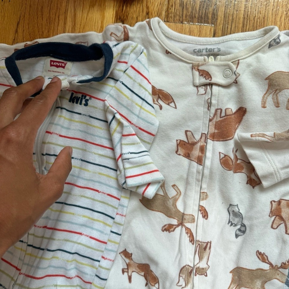 Levi's, Carters, George's -‎ 8 Baby Pajamas size 3/6 months, 6 footing,2 no food - Picture 9 of 9
